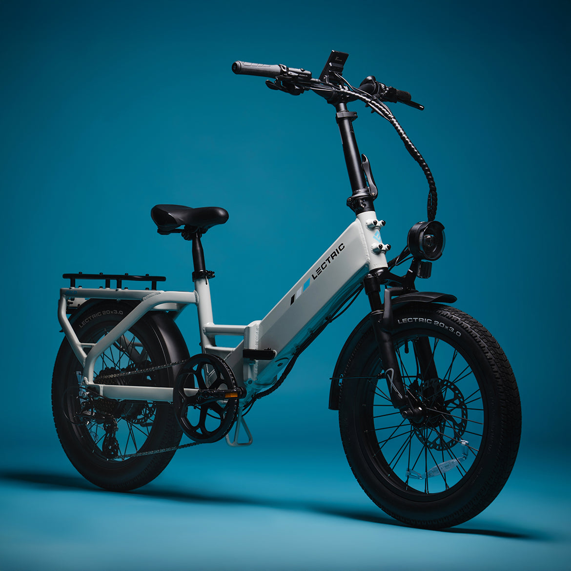 XP4 Step-Thru Stratus White eBike