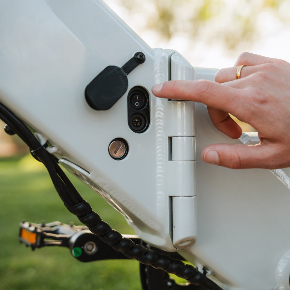 XP4 Step-Thru Spare Battery